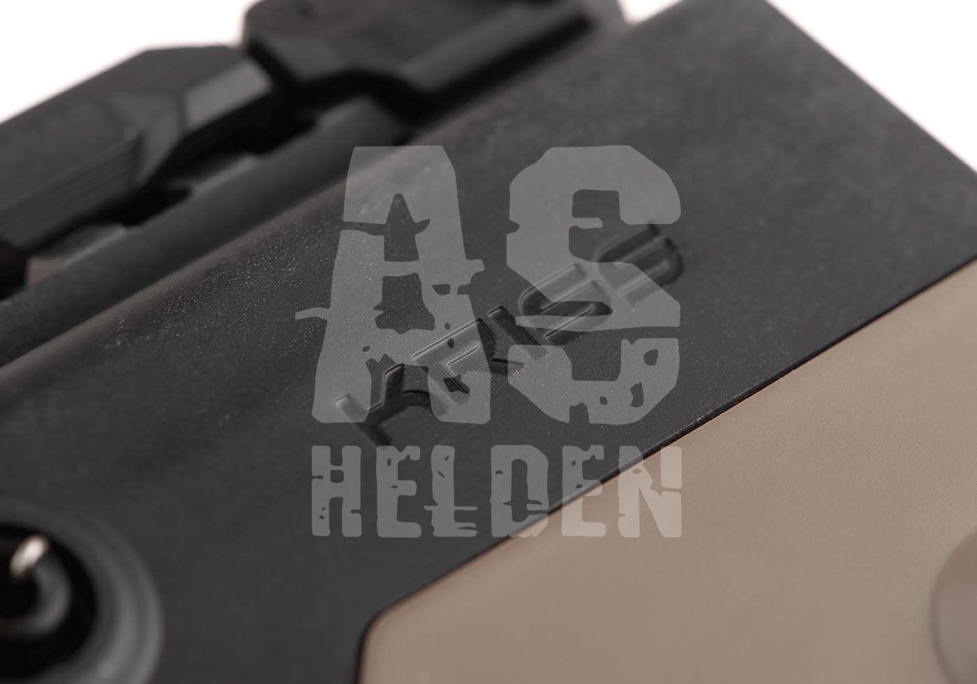 Nahaufnahme einer schwarzen Airsoft-Waffe mit taktilem Griffdetail und AS Helden-Logo.