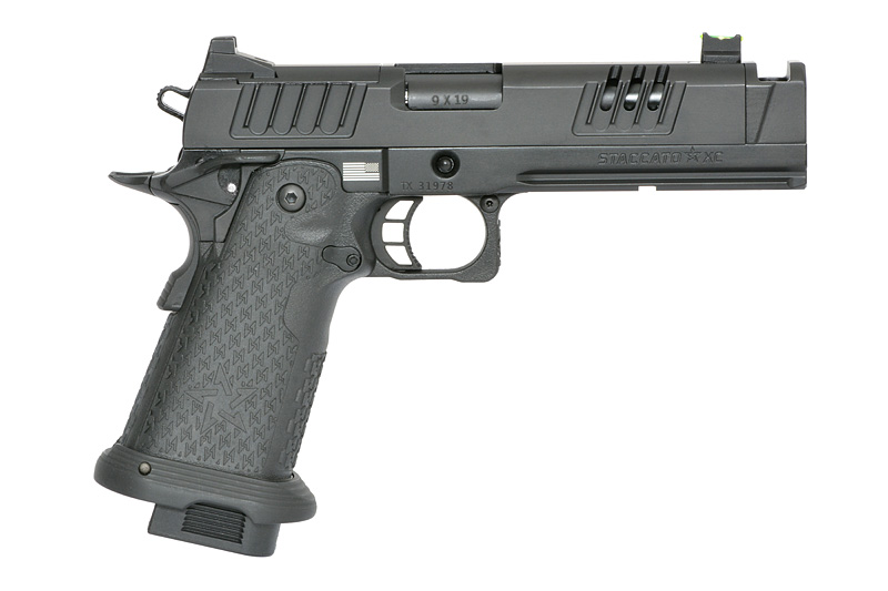 Taktische schwarze Airsoft-Pistole mit strukturiertem Griff und Sichtfenstern im Schlitten.