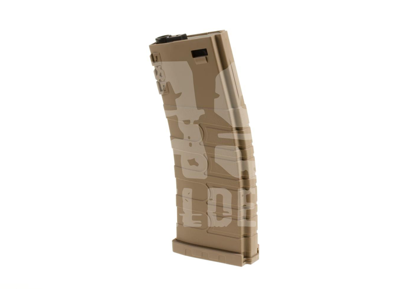 Airsoft-Magazin in Sandfarbe mit Camo-Muster, gebogen, seitliche Ansicht.