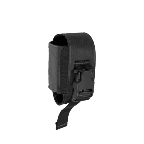 Schwarze MOLLE-Tasche mit Schnallenverschluss für Airsoft-Zubehör.