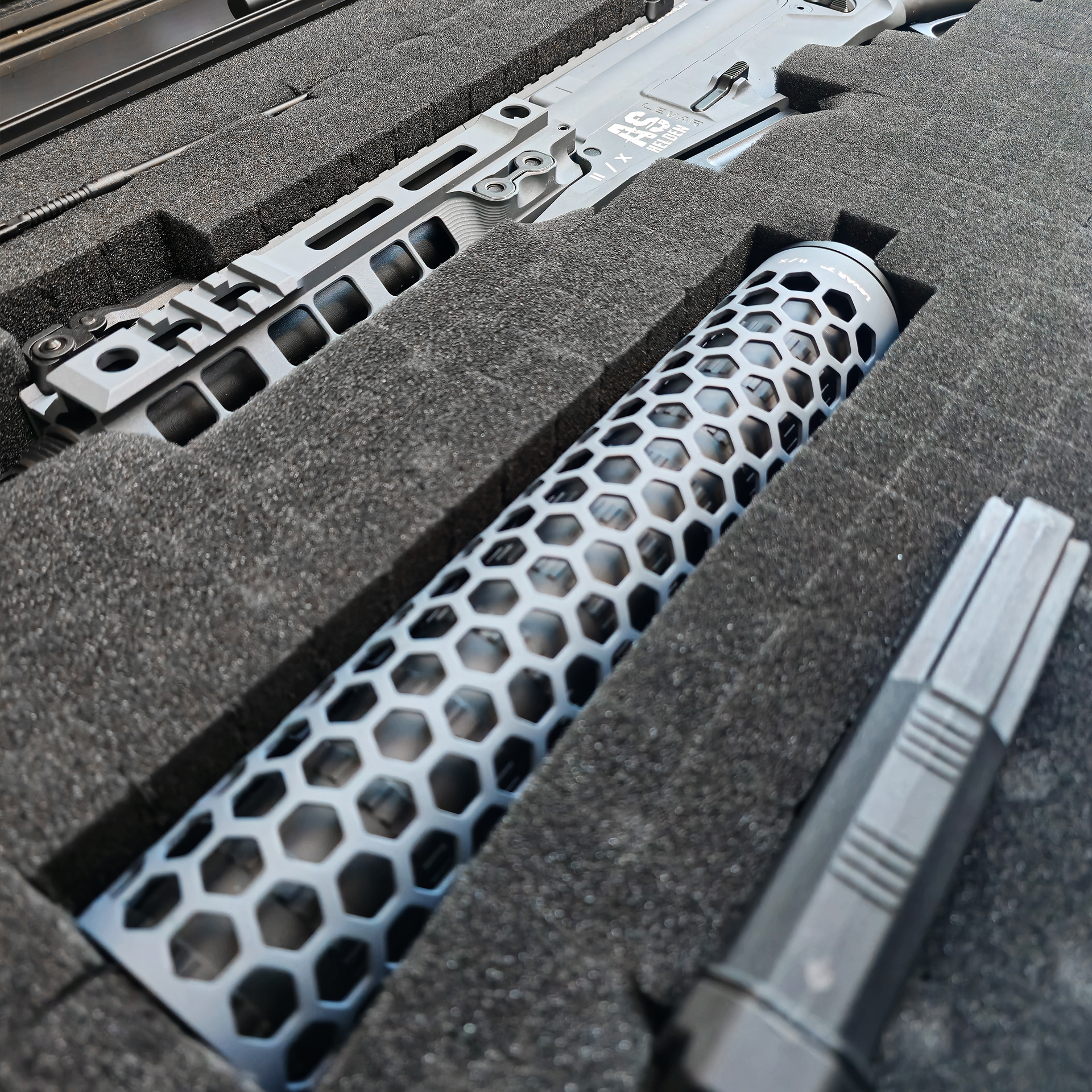 Airsoft Helden G&G LevAR 7" Limited Edition Airsoft Helden G&G LevAR 7" Limited Edition