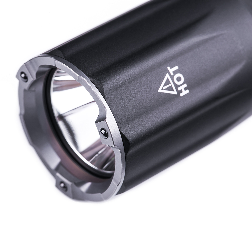 Nextorch TA30C Taktische LED Taschenlampe 