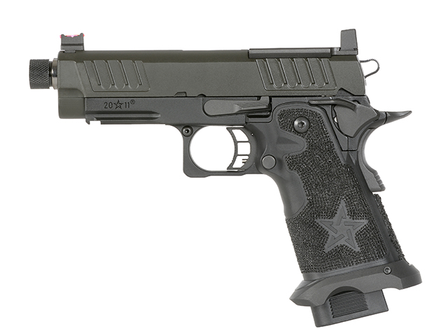 Airsoft-Pistole mit strukturiertem Griff, schwarzem Schlitten und Stern-Emblem auf dem Griff.